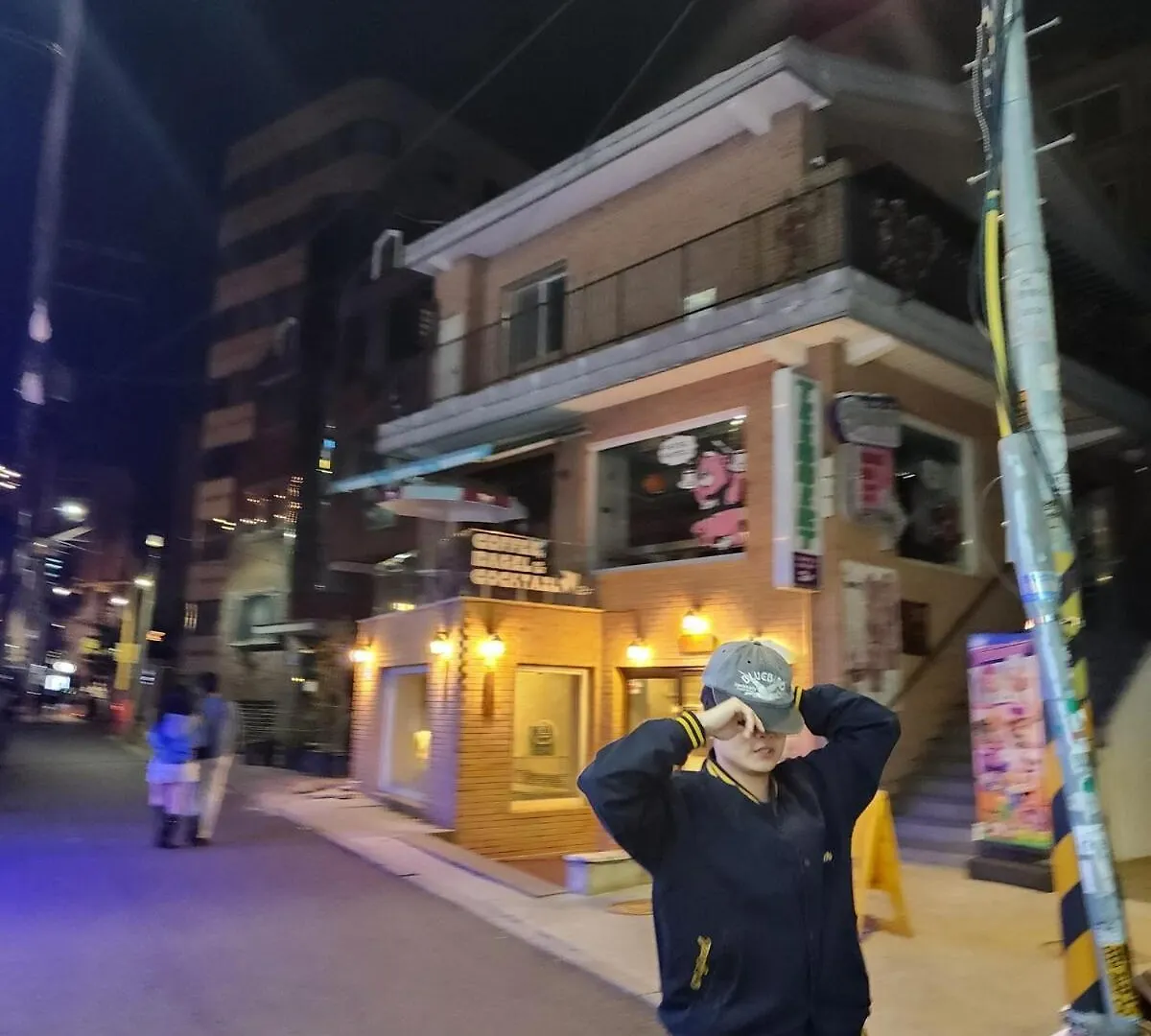 Hongik Univ 2Room 4Bed 1Bedper1Person Seoul 0*,  South Korea